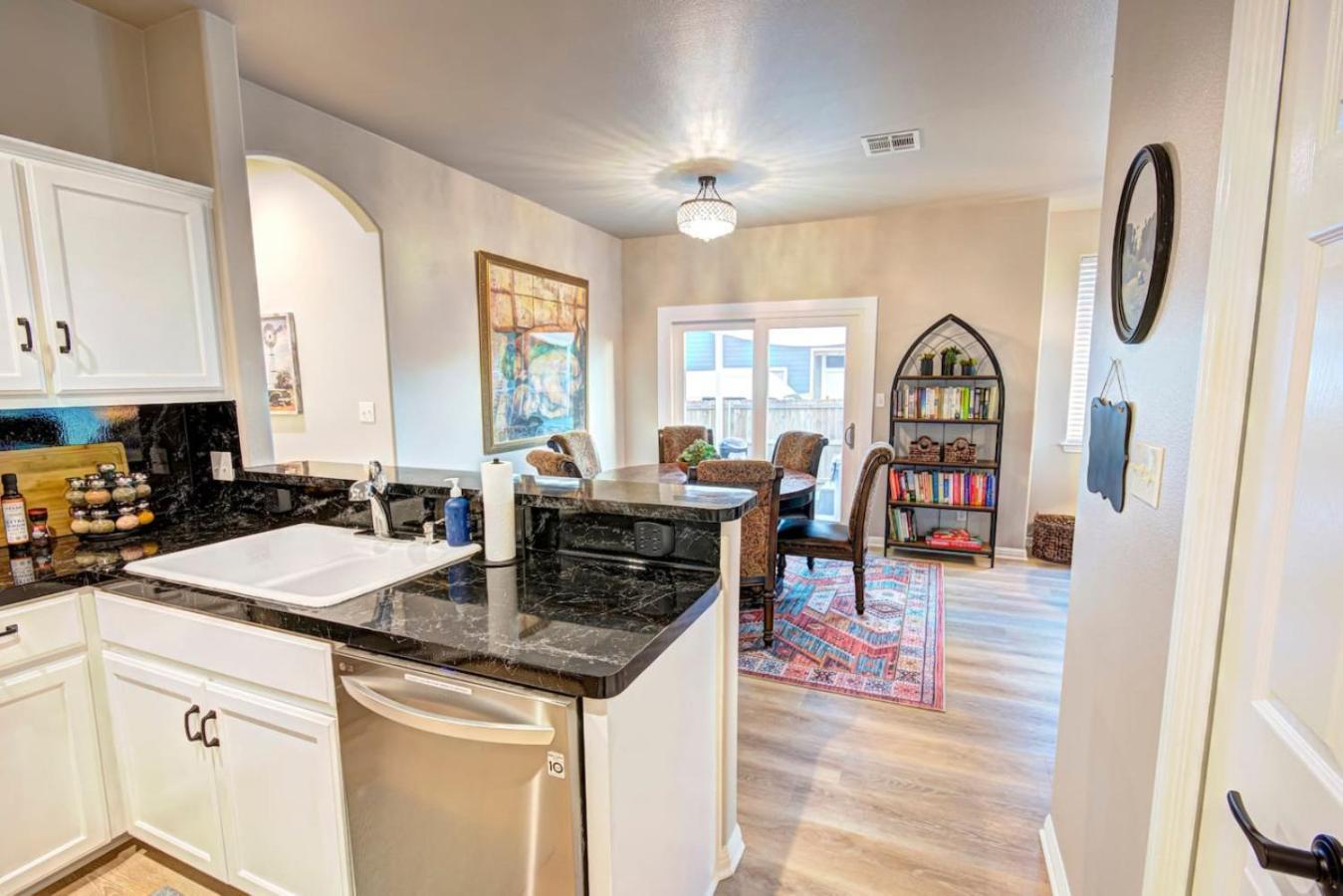 The Lodge At Little Ranches Central Sleeps 26 Wimberley Exteriér fotografie