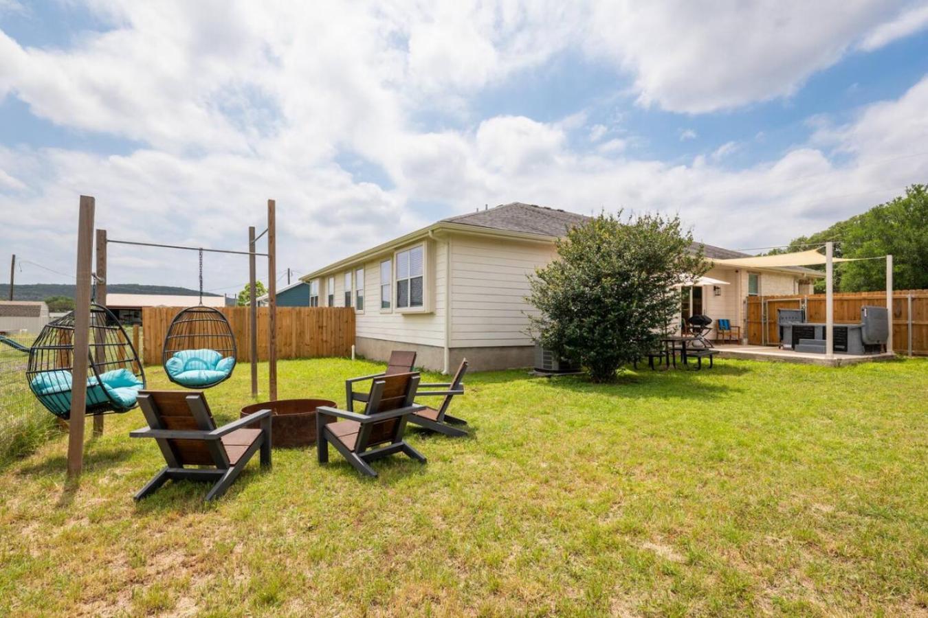 The Lodge At Little Ranches Central Sleeps 26 Wimberley Exteriér fotografie